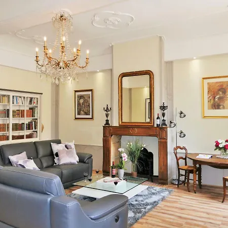 In Luxury Rentals, Medieval Center - Maison Labrousse