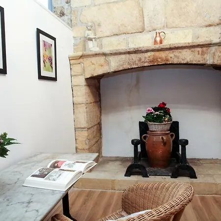 Apartment In Luxury Rentals, Medieval Center - Maison Labrousse Sarlat-la-Caneda