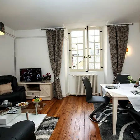 Apartment In Luxury Rentals, Medieval Center - Maison Labrousse Sarlat-la-Caneda