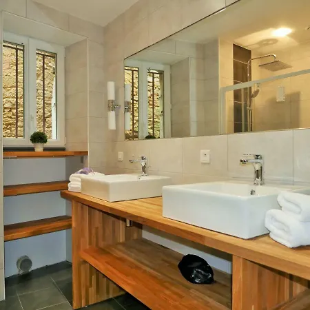 In Luxury Rentals, Medieval Center - Maison Labrousse Apartment Sarlat-la-Caneda